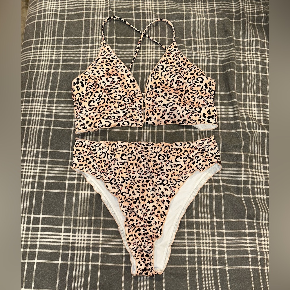 SHEIN Leopard Print Bikini - Black and Tan